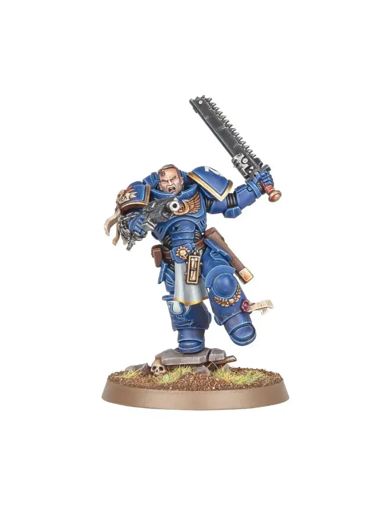 W40k - Space Marines : Lieutenant Titus 55-08